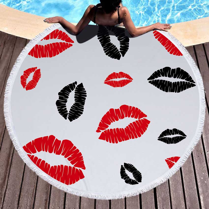 Prodotti Telo mare rotondo con stampa Sweet Lips in microfibra con coulisse Borsa per zaino Asciugamani da bagno per doccia Copri tappetino sportivo per yoga con nappe