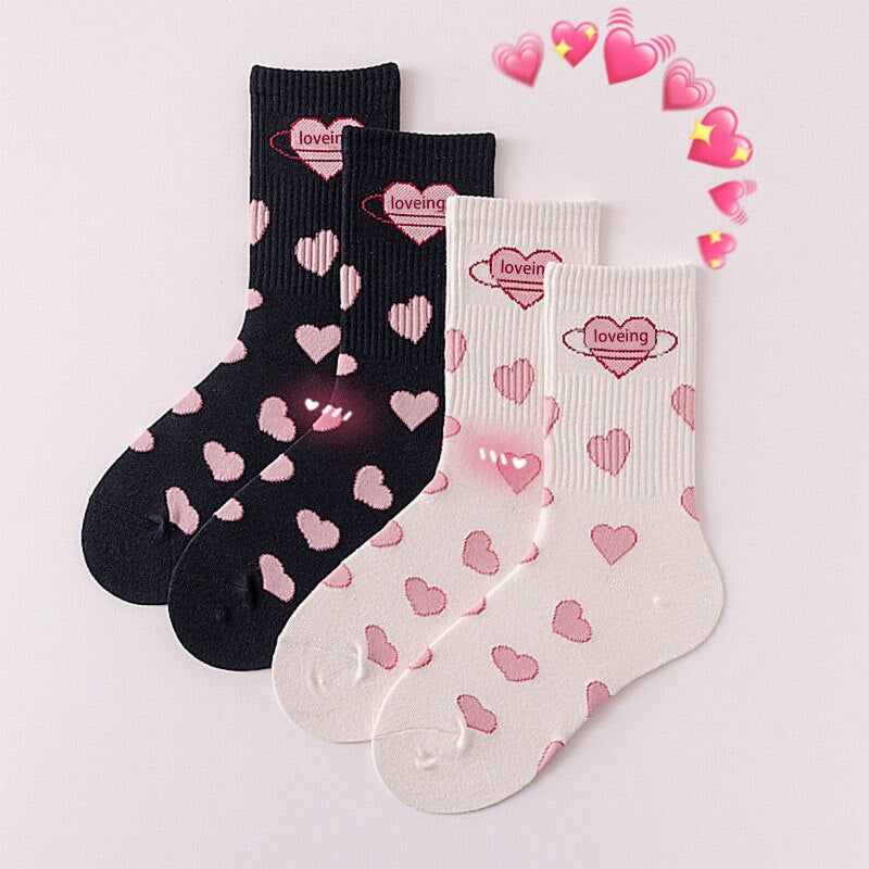 Prodotti 1 paio Big Pink Love Black White Mid-tube Calzino Cute Student Girls JK Lolita Calzini Calzini semplici alla moda